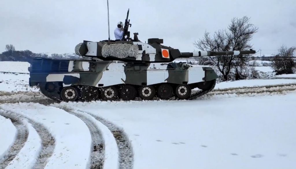 Εντυπωσιάζουν τα πλάνα από τη χειμερινή εκπαίδευση του Στρατού Ξηράς στα χιόνια