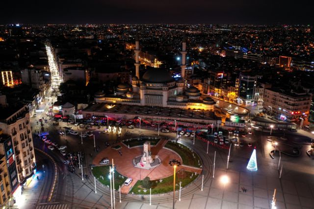 Θερίζει η πανδημία την Τουρκία – Σε ισχύ απαγόρευση κυκλοφορίας