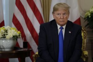 Τραμπ : Άνοιξε γραφείο στη Φλόριντα για να προωθήσει την πολιτική του ατζέντα