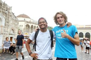 Τσιτσιπάς : Ντροπή η ρατσιστική επίθεση κατά του Καραλή – Τι απαντά σε όσους ρίχνουν χολή εναντίον του ίδιου