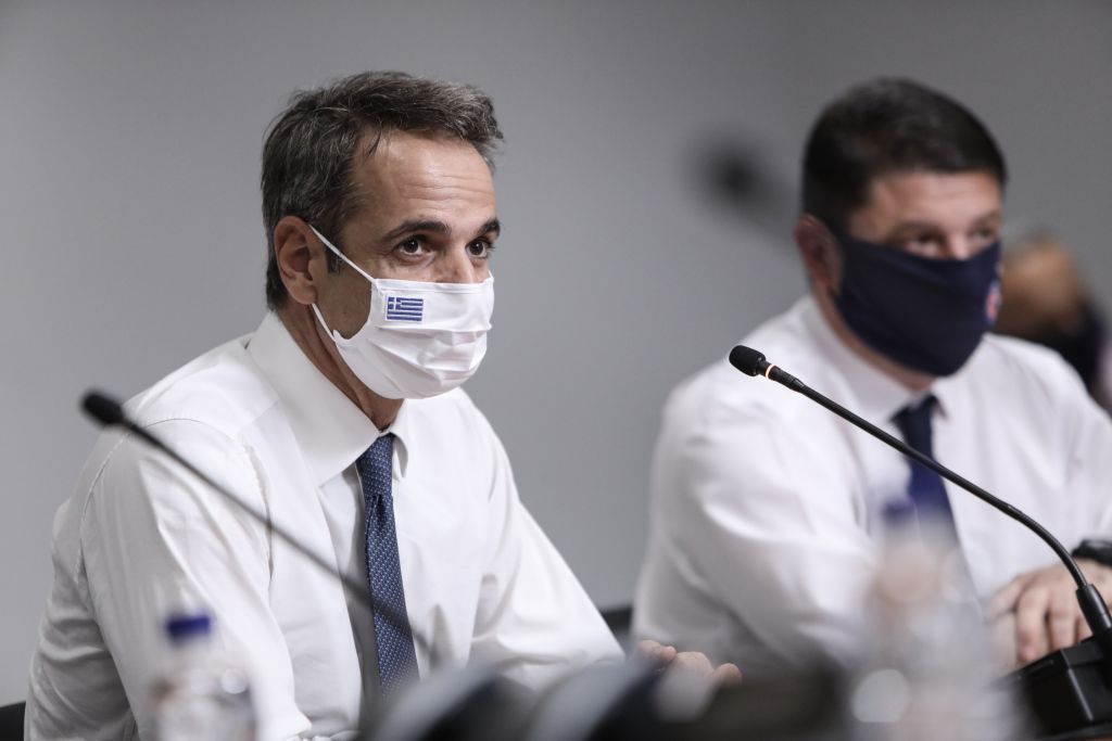 Κοροναϊός : Σύσκεψη υπό τον Κυριάκο Μητσοτάκη για το σχέδιο εμβολιασμού