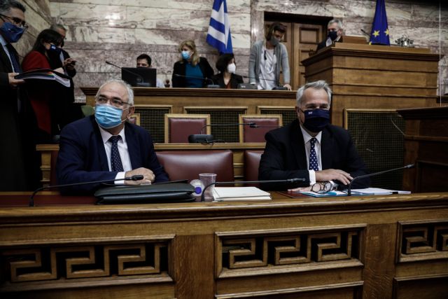 Κόντρα ΝΔ και Πολάκη για την ψήφο των αποδήμων και την ακροδεξιά