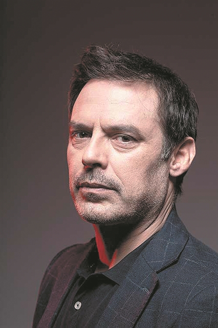 «Οι σκηνές στην “Εξαψη” έχουν ρυθμό και ζωή»