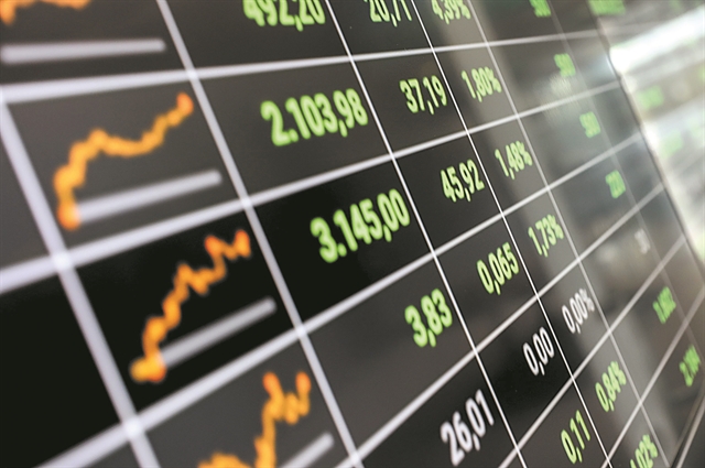 «Γύρισμα» σε μετοχές και ομόλογα ελέω ΕΚΤ