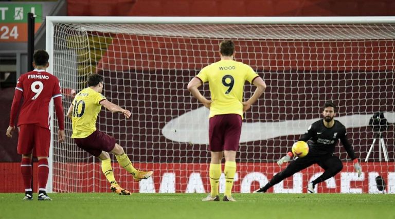 Ηττα στο Ανφιλντ ύστερα από 69 αγώνες