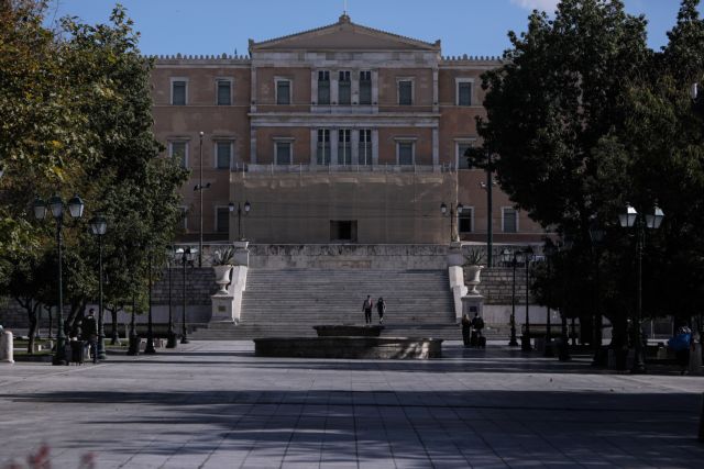 Σε ποιες περιοχές παρατείνονται τα περιοριστικά μέτρα