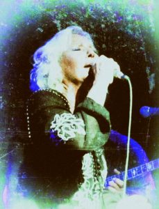 Η ιέρεια του Βιετνάμ δεν μένει πια εδώ