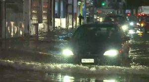 Κακοκαιρία : Ποτάμια οι δρόμοι στο Κερατσίνι