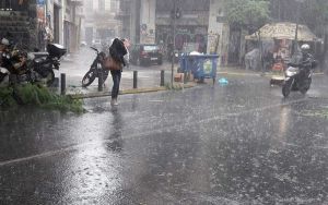 Καιρός : Έκτακτο δελτίο επιδείνωσης – Ισχυρές καταιγίδες και χαλαζοπτώσεις