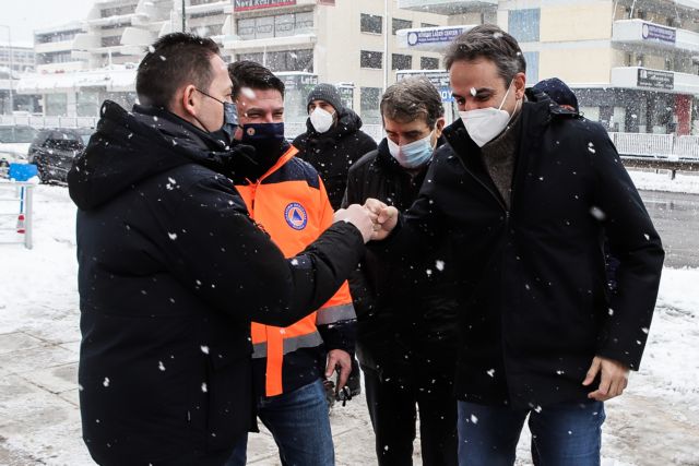 Μητσοτάκης : Ο κρατικός μηχανισμός κάνει το καλύτερο δυνατό για να μείνουν οι δρόμοι ανοιχτοί