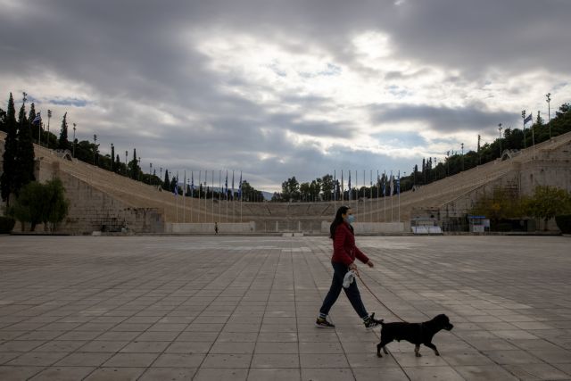 Στο κόκκινο η μισή Ελλάδα – Από τι θα κριθεί η επαναλειτουργία του λιανεμπορίου