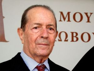 Ιάκωβος Τσούνης : Το μεγαλύτερο παράσημο σε ένα 97χρονο ευεργέτη