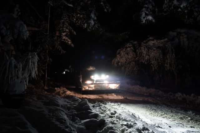 «Μήδεια» : Χωρίς ρεύμα παραμένουν πάνω από 30.000 σπίτια στην Αττική