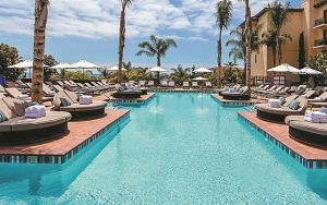 Στο στόχαστρο των επενδυτών του real estate τα «κόκκινα» ξενοδοχεία