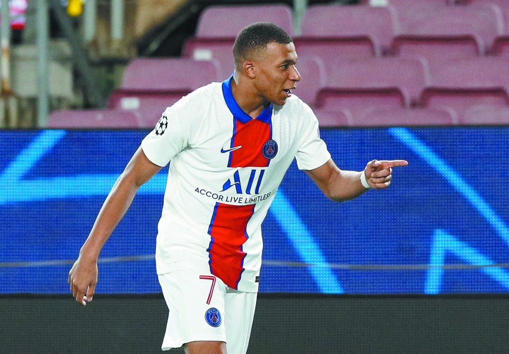 Αλλαγή φρουράς στην κορυφή