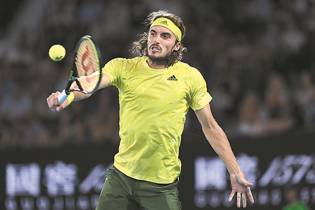 Στα προημιτελικά ο Τσιτσιπάς