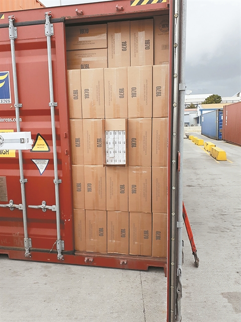 Στο φως μεγάλη υπόθεση με λαθραία τσιγάρα σε 35 κοντέινερ