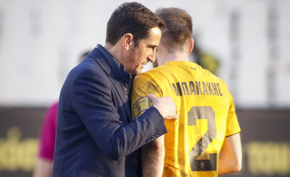 ΑΕΚ : Τα σχέδια του Χιμένεθ για τον αγώνα με τον Αστέρα και τον αντικαταστάτη του Μπακάκη