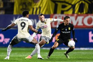 LIVE : ΑΕΚ – Άρης