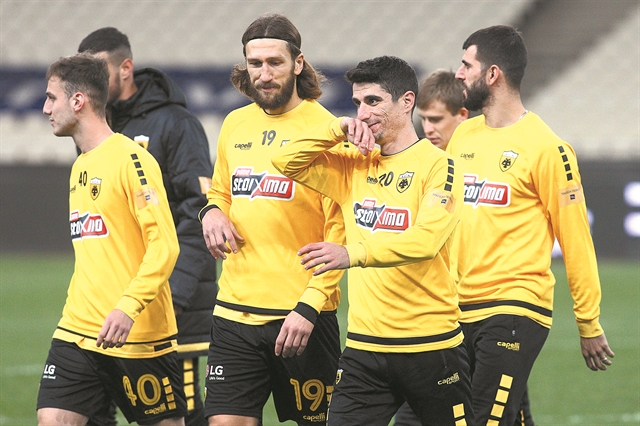 Οι «υπασπιστές» του Χιμένεθ