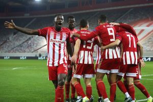 Έτσι ήρθε η τεσσάρα του Θρύλου στην Αϊντχόφεν