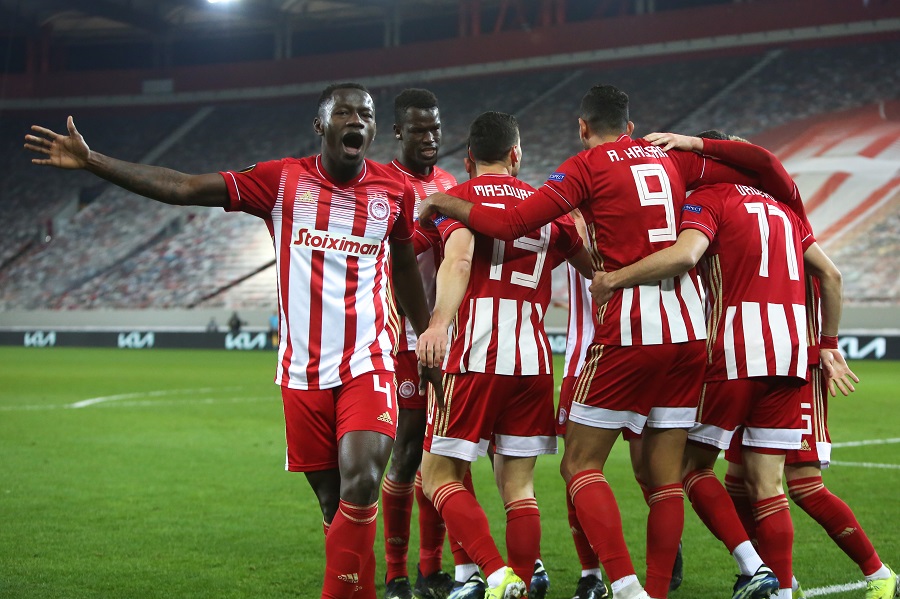 Έτσι ήρθε η τεσσάρα του Θρύλου στην Αϊντχόφεν