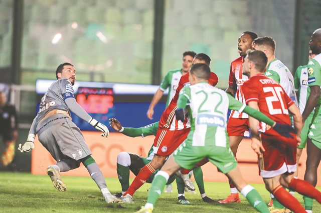 «Περήφανος για τους παίκτες μου»