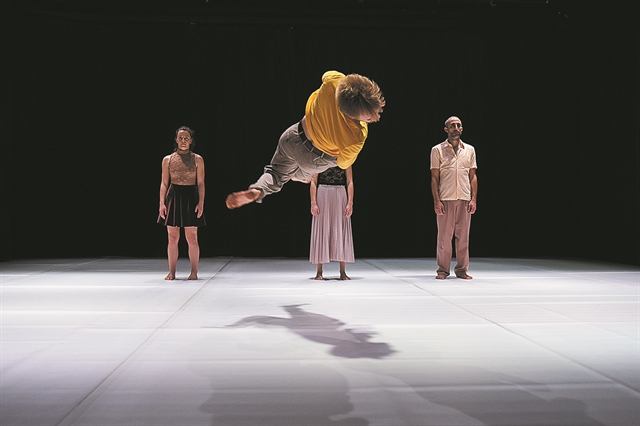 Χορός εκτός ορίων και προκαταλήψεων