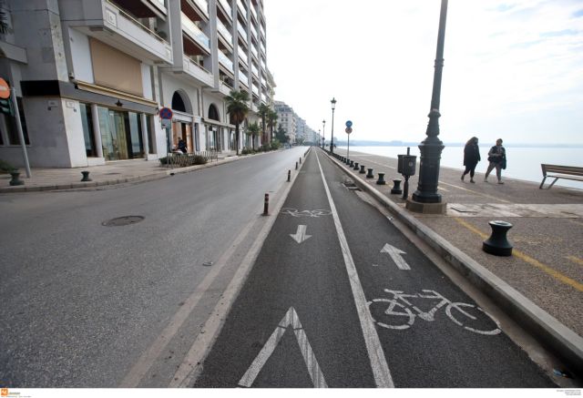 Καμπανάκι ξανά για τη Θεσσαλονίκη – Σπεύδουν Χρυσοχοΐδης και Χαρδαλιάς