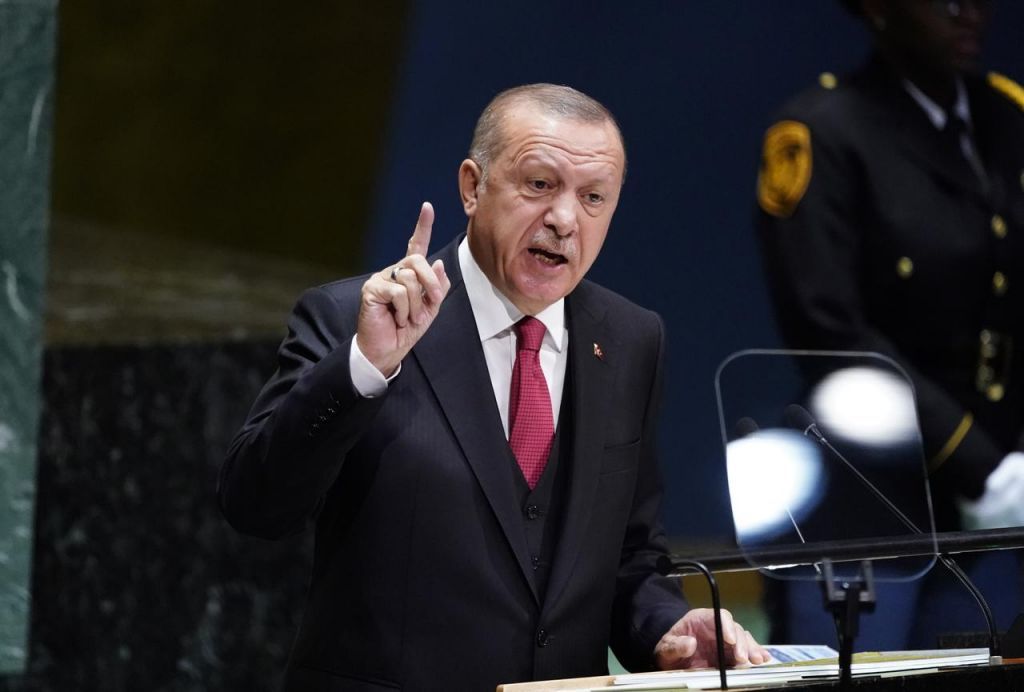 Οι ακραίοι θα εκτοπίσουν τον Ερντογάν – Τι αναφέρει τούρκος ειδικός