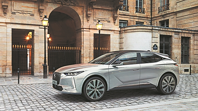 ΝΕΟ DS4: ΑΡΩΜΑ ΠΟΛΥΤΕΛΕΙΑΣ ΓΙΑ ΤΟ ΝΕΟ ΓΑΛΛΙΚΟ ΜΟΝΤΕΛΟ