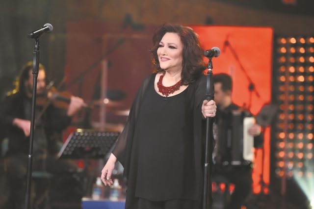 Αγαπημένα λαϊκά από την Ελένη Βιτάλη στο «Σπίτι με το Mega»