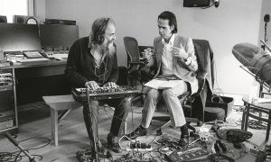 «Αυτό που δεν σε σκοτώνει απλά σε κάνει πιο τρελό»