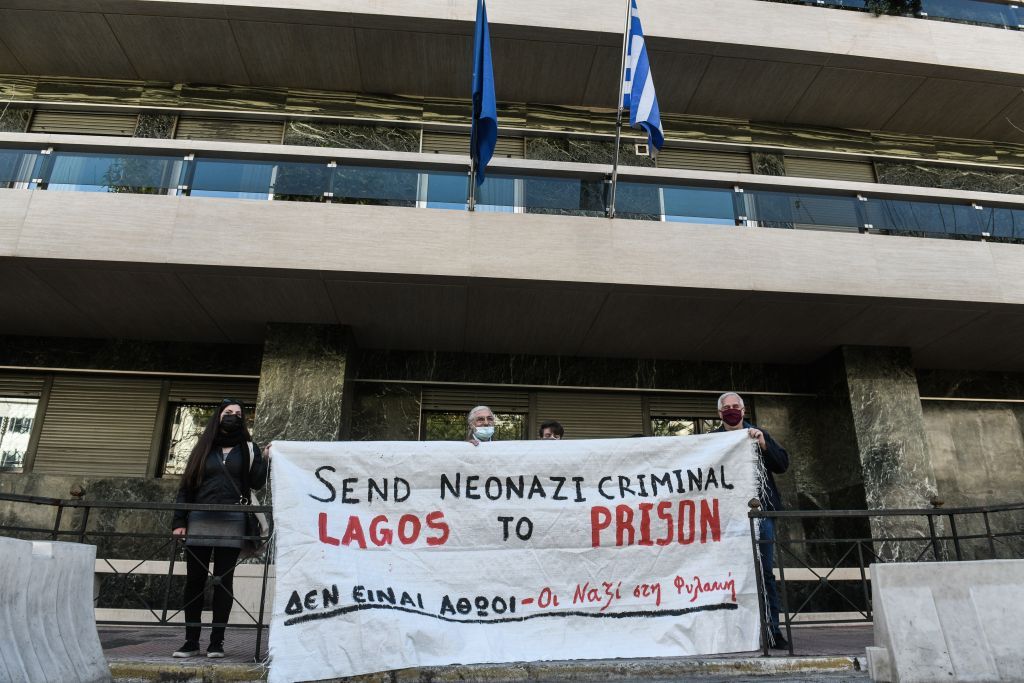 Συγκέντρωση έξω από τα γραφεία της ΕΕ ενάντια στον Λαγό