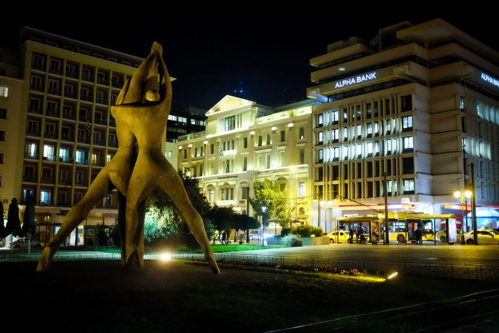 Κοροναϊός : Πάνω από 200 κρούσματα στο κέντρο της Αθήνας