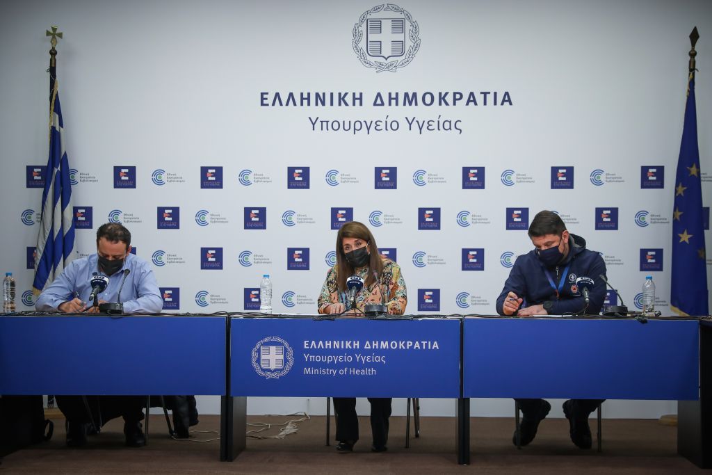 Κοροναϊός : Δείτε live την ενημέρωση για την πανδημία και τα νέα μέτρα