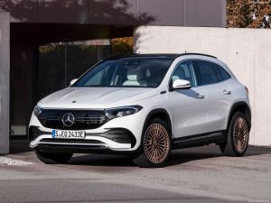Πόσο κοστίζει στην ελληνική αγορά η νέα Mercedes-Benz EQA