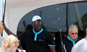 Μάικλ Τζόρνταν : Δωρεά 10 εκατ. δολαρίων για την ανέγερση κλινικών στη Βόρεια Καρολίνα