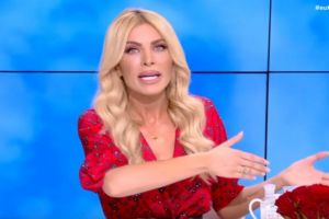 Εκρηξη Καινούργιου για σεξουαλική κακοποίηση : «Τους έχουν θεοποιήσει οι πάντες και κάνουν αυτά τα τέρατα»