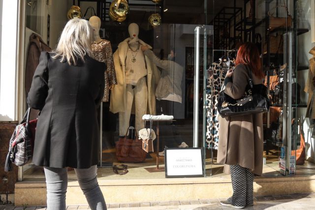 Ελληνας ερευνητής στις ΗΠΑ: Όταν ανοίγουν δραστηριότητες, το κοινό παίρνει το λάθος μήνυμα