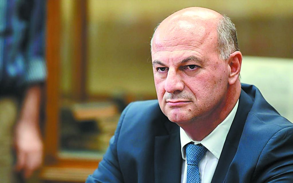 Πιο αυστηρές ποινές για εγκλήματα εις βάρος ανηλίκων