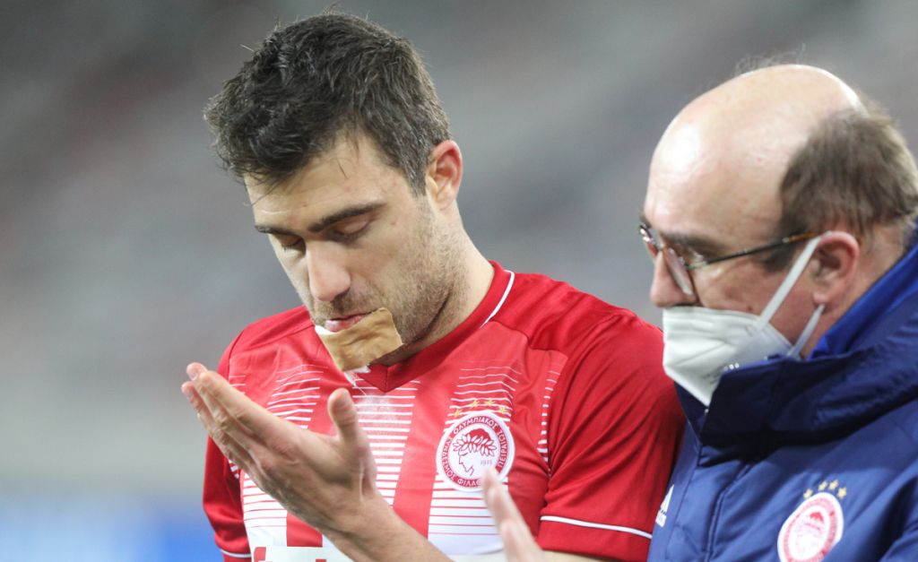 Ολυμπιακός : Αμφίβολος ο Παπασταθόπουλος κόντρα στην Αϊντχόφεν