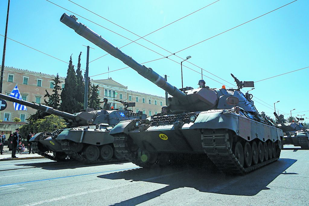 25η Μαρτίου: τι σχεδιάζει η κυβέρνηση για την επετειακή παρέλαση των 200 χρόνων