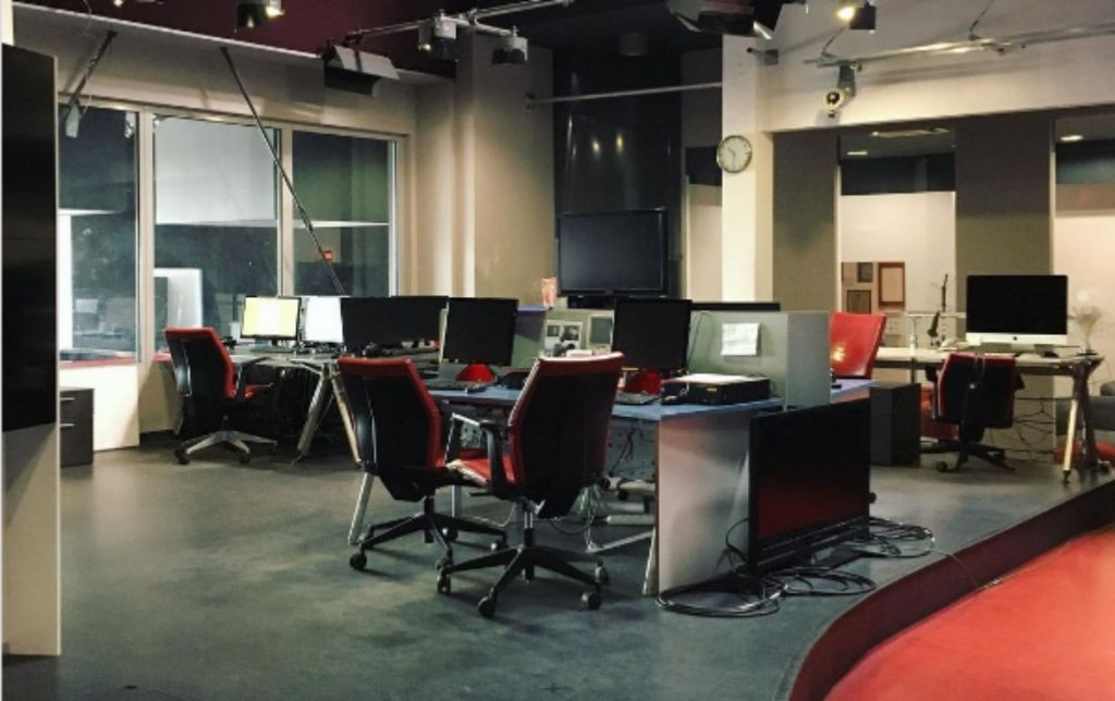 Νέα καταγγελία από τέσσερις γυναίκες καίει γνωστό δημοσιογράφο