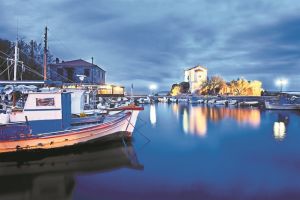 Στα χνάρια της Παναγιάς Γοργόνας στη Λέσβο