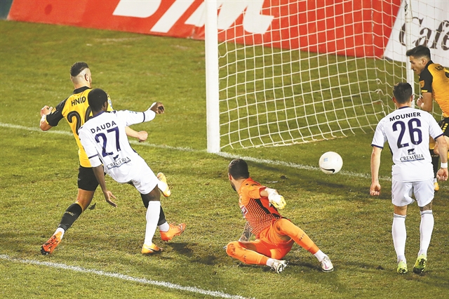 «Ιδρωσε» αλλά πέρασε