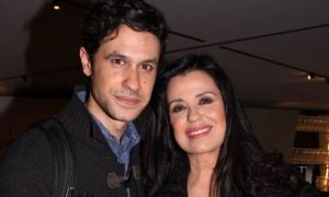 Μπαμπάς θα γίνει ο Ορφέας Αυγουστίδης – Το φύλο του μωρού αποκάλυψε η γιαγιά, Μαρία Τζομπανάκη