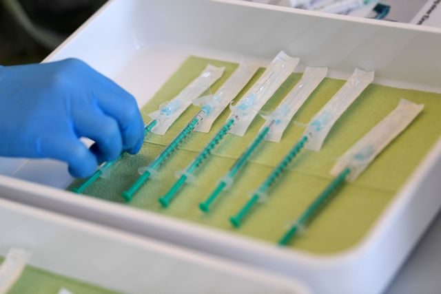 Αντικαταστάθηκε με εντολή Κικίλια ο υπεύθυνος εμβολιασμών στην Κέρκυρα