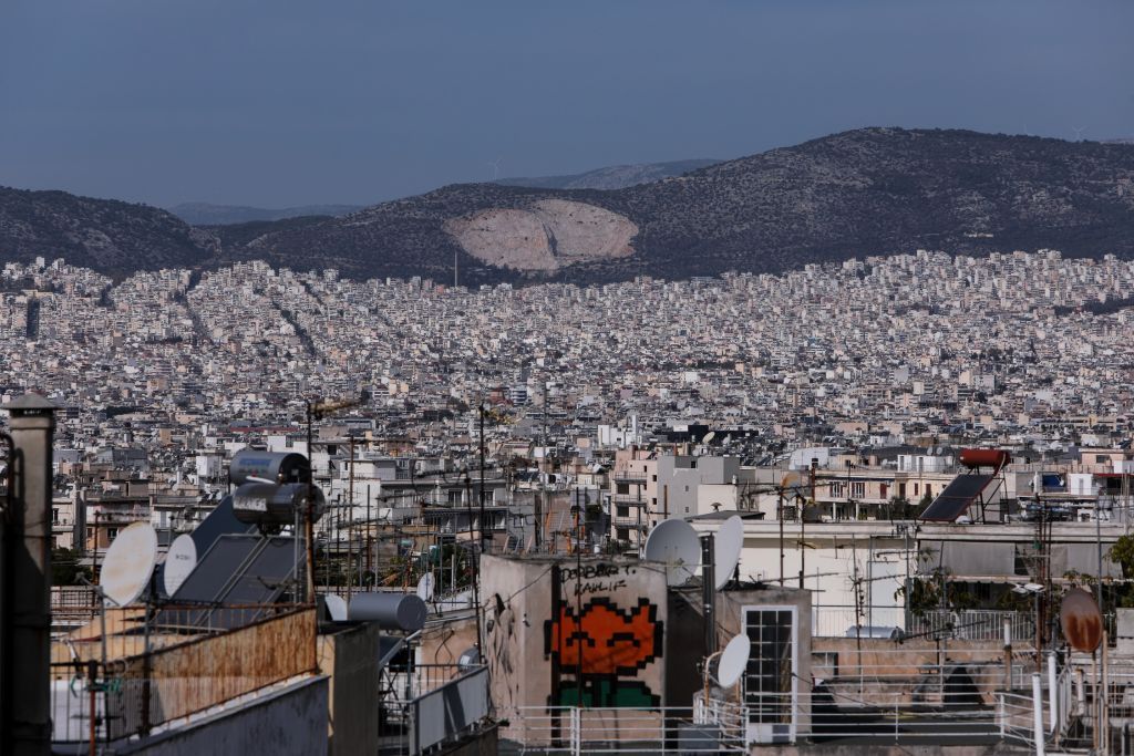Παρασκευής : Δεν έχουμε δει την κορύφωση του τρίτου κύματος