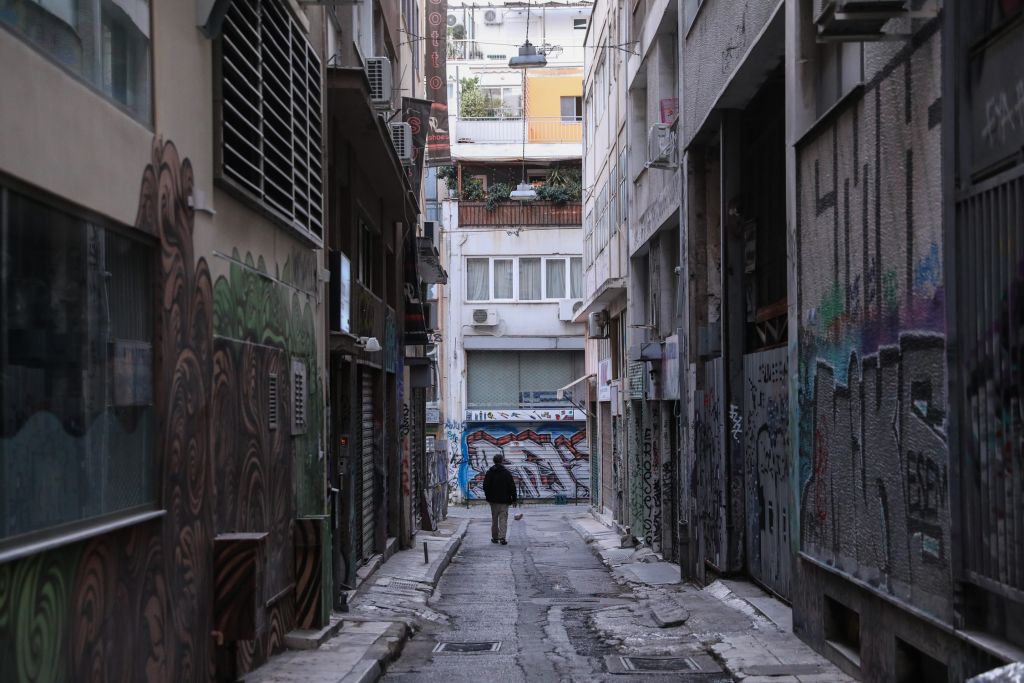 Κοροναϊός : Πού εντοπίζονται τα 1.496 κρούσματα